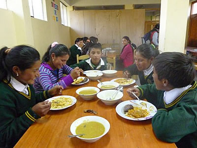 Mittagstisch der Kinderhilfe Cusco-Peru